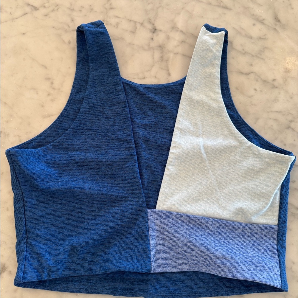 Outdoor Voices Venus Color-blocked Crop Top